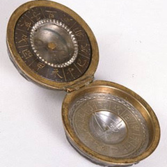 Japanese brass hinged case holding compass and scaphe dial