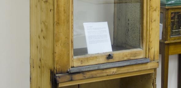Fume cupboard made for Newnham College, English, late 19th Century Fume cupboard made for Newnham College for the teaching and practice of chemistry for female students, housed in the ‘old labs’, used by Ida Freund for teaching chemistry, English, late 19th Century