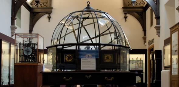 Objects and Investigations, to Celebrate the 75th Anniversary of R. S. Whipple's Gift to The University of Cambridge Objects and Investigations: The Whipple's 75th Annivesary publication