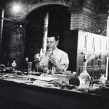 A display at the Whipple Museum, featuring X-ray tubes and vacuum tubes